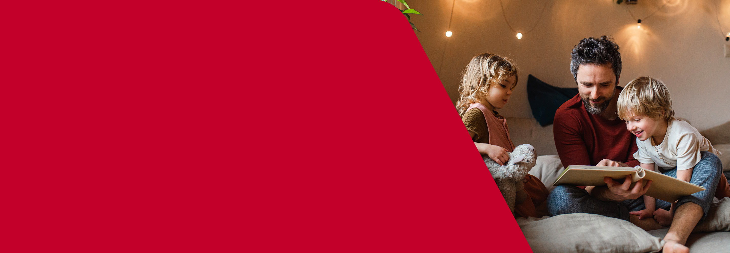 father reading to children